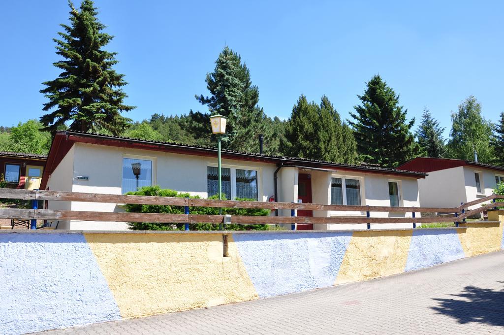 Plaue  Ferienanlage Reinsberger Dorf מראה חיצוני תמונה